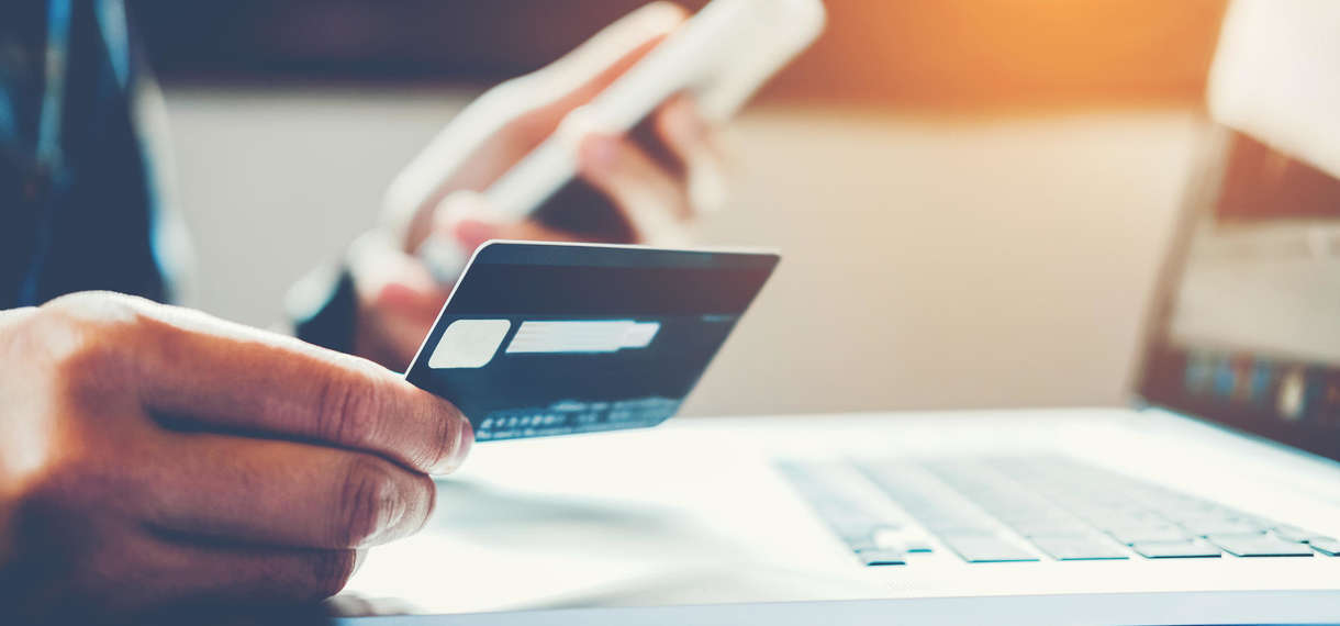 5 raisons pour lesquelles vous devriez accepter les paiements en ligne