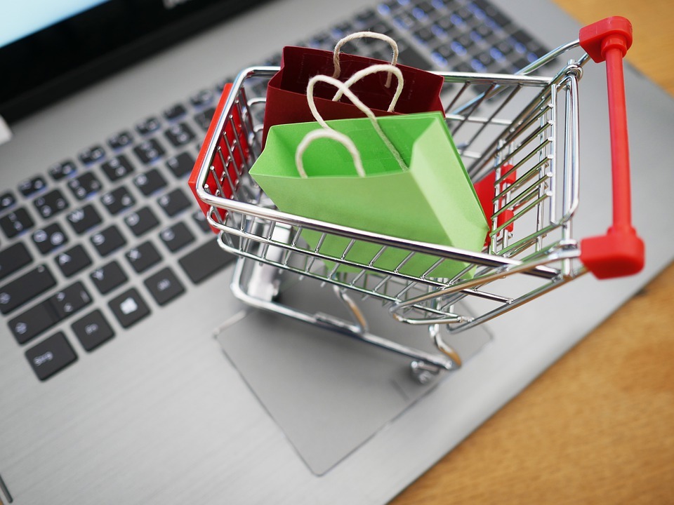 Comment faciliter les ventes en ligne et en boutique sur Paris ?
