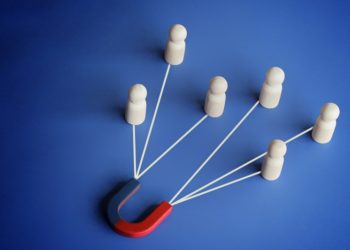 Lead nurturing automatisé : comment construire un parcours client fluide sans intervention humaine ?