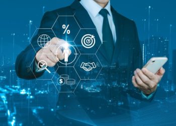 HubSpot vs Bitrix24 : comparatif des fonctionnalités, avantages et tarifs