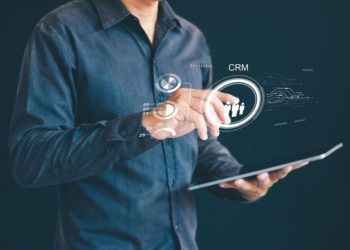 HubSpot vs Marketo : comparatif des fonctionnalités avantages et tarifs pour les équipes marketing B2B